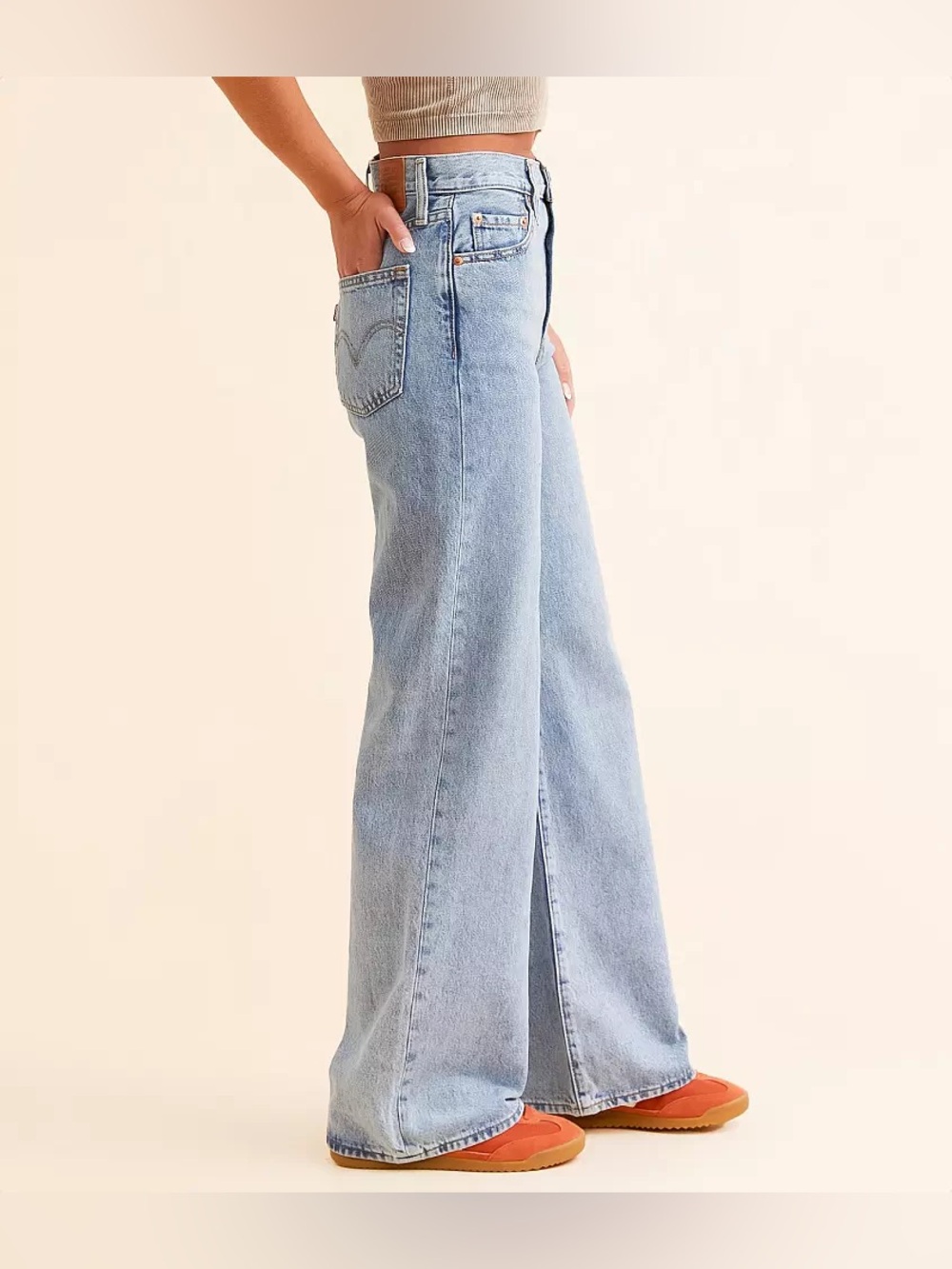 Levi’s Premium Jeans Womens 28 Ribcage Wide Leg Far and Wide Wash - Picture 4 of 12